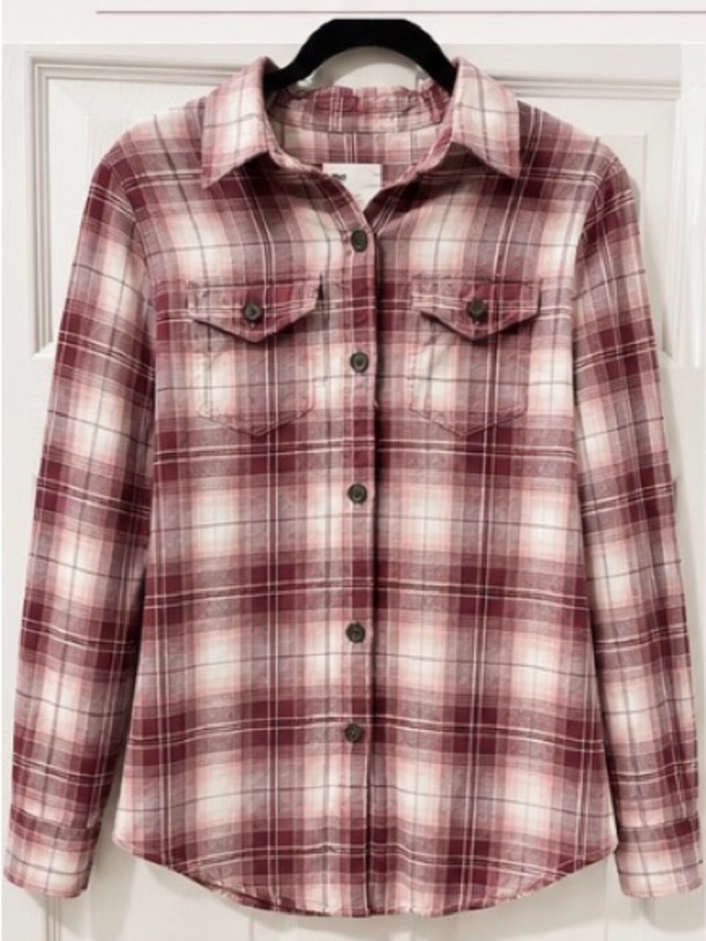 Tilley Women’s Plaid Flannel Shirt Small Burgundy Pink Button-Up 100% Cotton